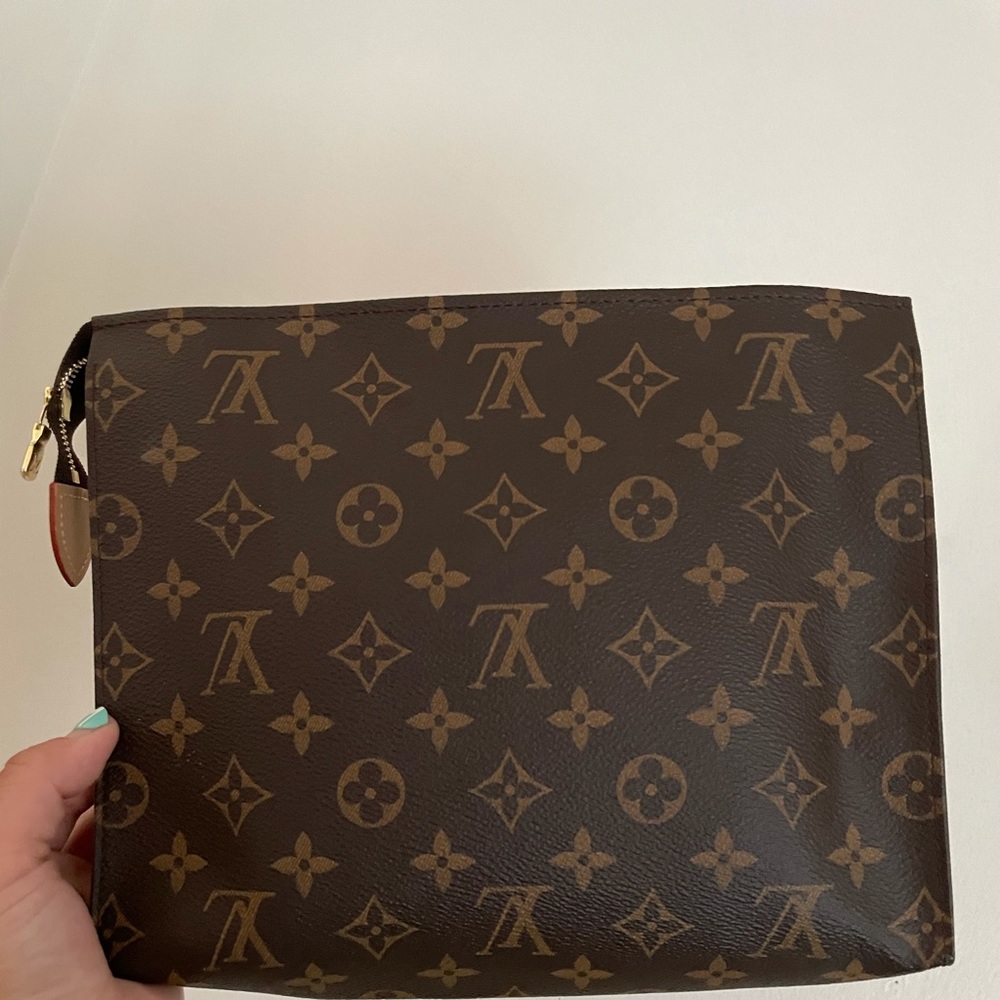 Brand new Louis Vuitton toiletry 26
